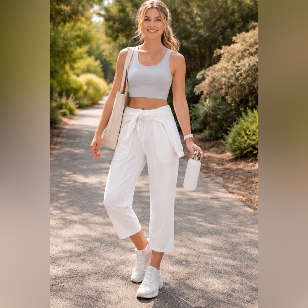 Lululemon Dance Studio Crop - Size 10